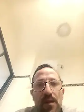 Snapshot of Porco81cazzo chatting on 01.11.26 Porco81cazzo online show from 01.11.26