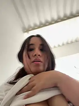 melyescobar online show from 03.01.25