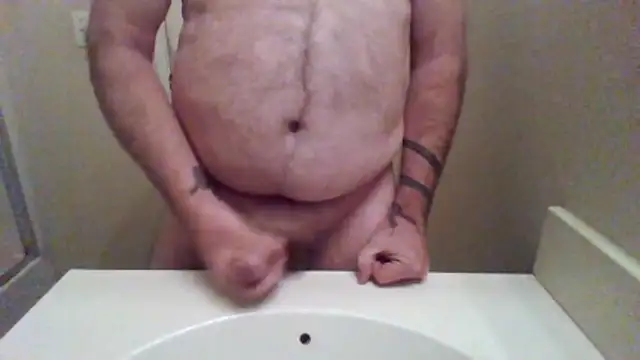 WatchinU82 online show from 11.22.25