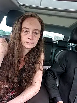 Leyla Lawless online show from 04.04.26