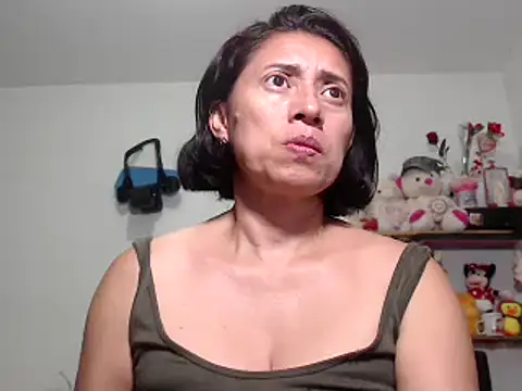 Snapshot of sexy_mary_69 chatting on 03.14.25 sexy mary 69 online show from 03.14.25