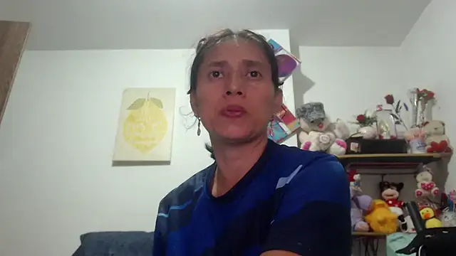 Snapshot of sexy_mary_69 chatting on 09.22.25 sexy mary 69 online show from 09.22.25