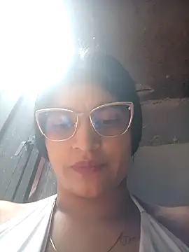 Snapshot of naughty-girl01 chatting on 01.25.25 naughty-girl01 online show from 01.25.25