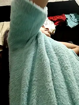 Snapshot of naughty-girl01 chatting on 01.28.25 naughty-girl01 online show from 01.28.25