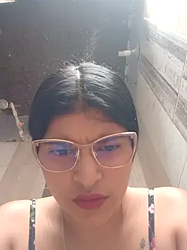 Snapshot of naughty-girl01 chatting on 01.28.25 naughty-girl01 online show from 01.28.25