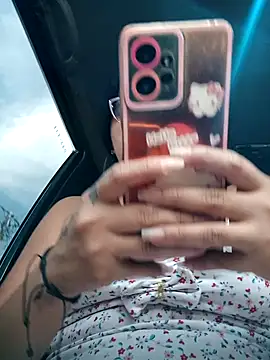 Snapshot of naughty-girl01 chatting on 01.29.25 naughty-girl01 online show from 01.29.25