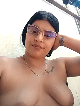 Snapshot of naughty-girl01 chatting on 01.31.25 naughty-girl01 online show from 01.31.25