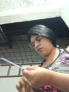 Snapshot of naughty-girl01 chatting on 02.03.25 naughty-girl01 online show from 02.03.25