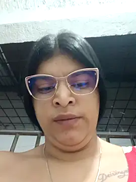 Snapshot of naughty-girl01 chatting on 02.04.25 naughty-girl01 online show from 02.04.25