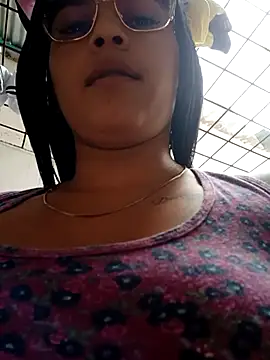 Snapshot of naughty-girl01 chatting on 02.14.25 naughty-girl01 online show from 02.14.25