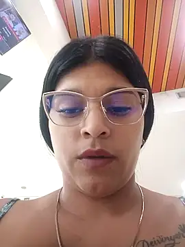 Snapshot of naughty-girl01 chatting on 02.20.25 naughty-girl01 online show from 02.20.25