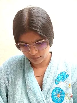 Snapshot of naughty-girl01 chatting on 03.01.25 naughty-girl01 online show from 03.01.25