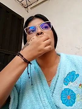 Snapshot of naughty-girl01 chatting on 03.02.25 naughty-girl01 online show from 03.02.25