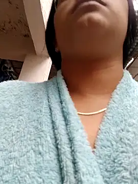 Snapshot of naughty-girl01 chatting on 03.04.25 naughty-girl01 online show from 03.04.25