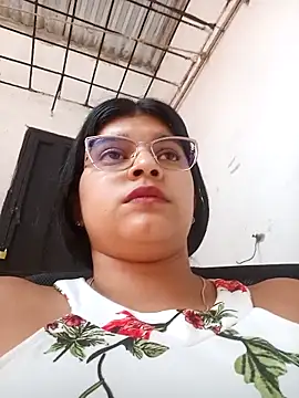 Snapshot of naughty-girl01 chatting on 03.11.25 naughty-girl01 online show from 03.11.25