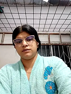 Snapshot of naughty-girl01 chatting on 03.13.25 naughty-girl01 online show from 03.13.25