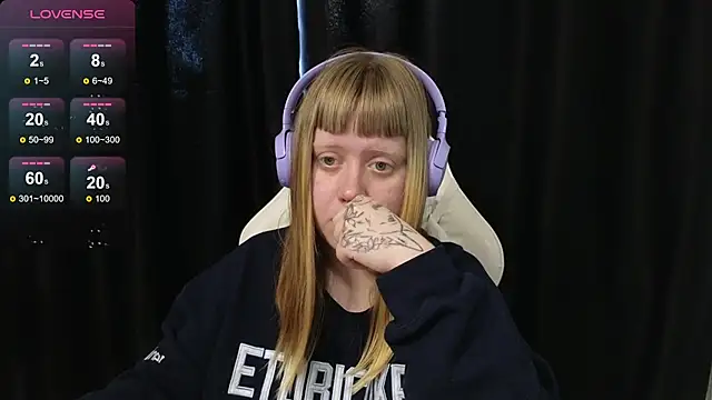 June shy0 online show from 04.20.26