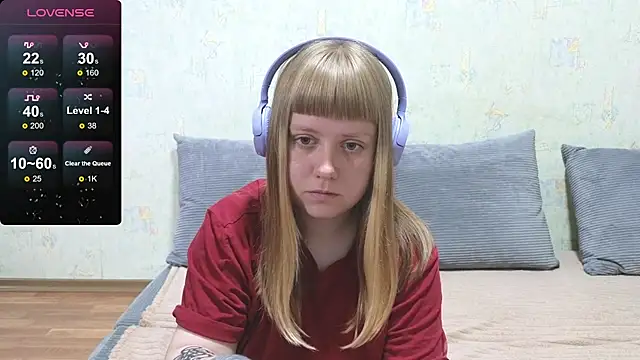 Snapshot of June_shy0 chatting on 05.31.26 June shy0 online show from 05.31.26