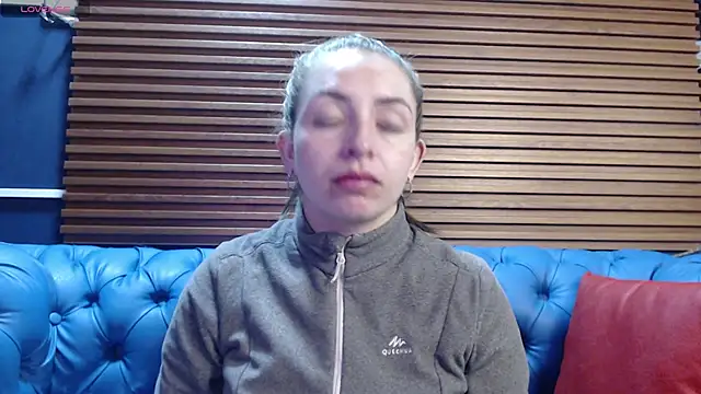  isaabellaa online show from 02.13.25