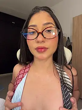 Snapshot of Sweetnaughtygirl_ chatting on 05.31.26 Sweetnaughtygirl online show from 05.31.26
