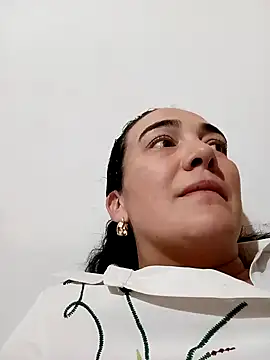 skayhot  online show from 01.29.25