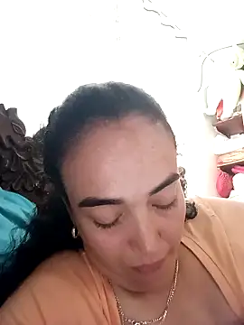 skayhot  online show from 01.31.25