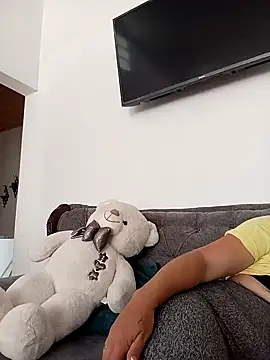 skayhot  online show from 02.06.25