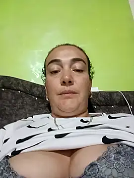 skayhot  online show from 02.11.25