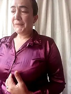 skayhot  online show from 02.19.25