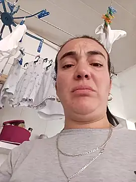 skayhot  online show from 02.28.25