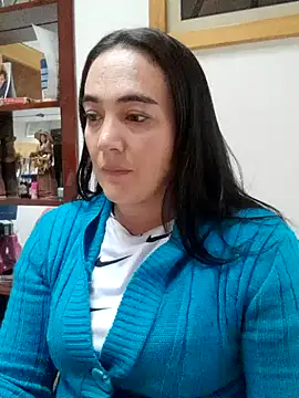 skayhot  online show from 09.15.25