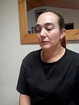 skayhot  online show from 04.22.26