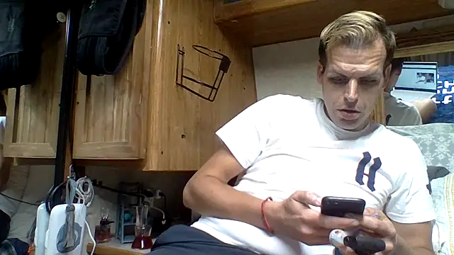 Dreagon79 online show from 10.04.25