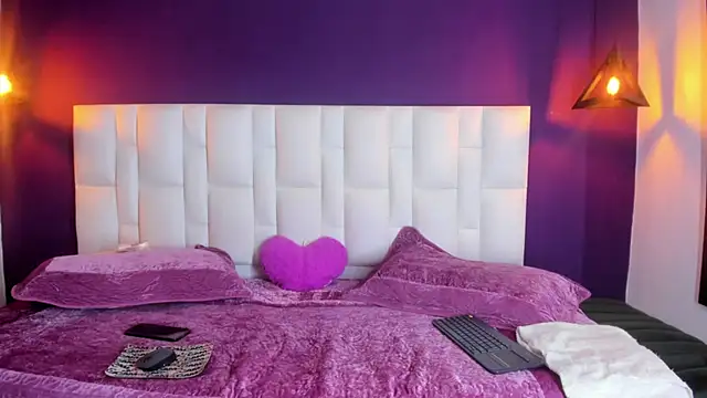 Snapshot of AnSavina chatting on 03.16.25 AnSavina online show from 03.16.25