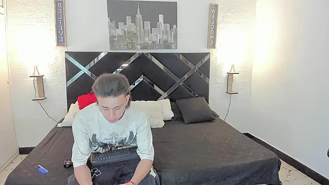 toyboys1 online show from 09.22.25