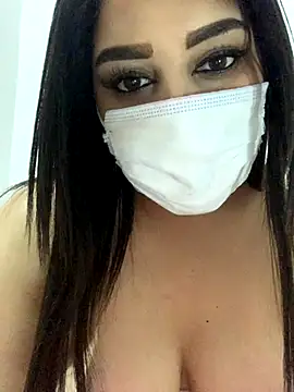 Miss-Soka online show from 11.17.25