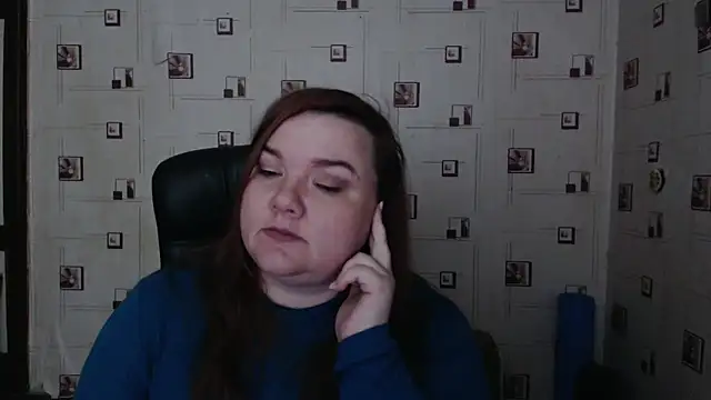 Snapshot of TasyaBigTTs chatting on 04.11.26 TasyaBigTTs online show from 04.11.26