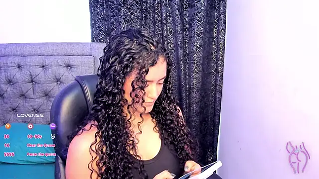 Adhara-zanne online show from 11.29.25