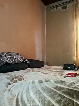 Goodgirlsue 77 online show from 09.30.25