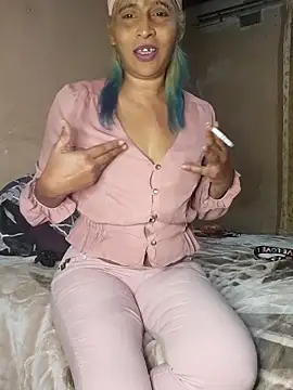 Goodgirlsue 77 online show from 10.06.25