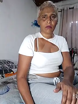 Goodgirlsue 77 online show from 03.01.26