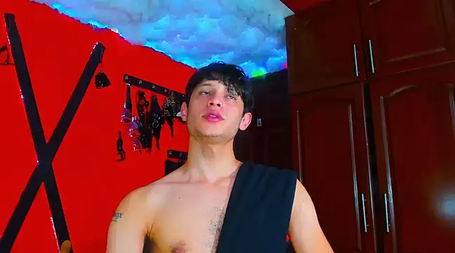 LilOwen  online show from 03.10.25