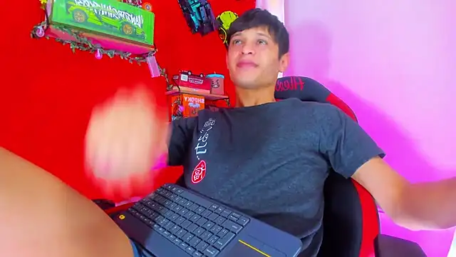 LilOwen  online show from 09.22.25