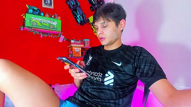 LilOwen  online show from 09.30.25