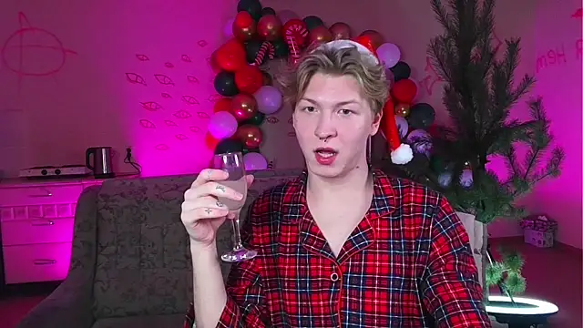 TheMikeSever online show from 12.31.24