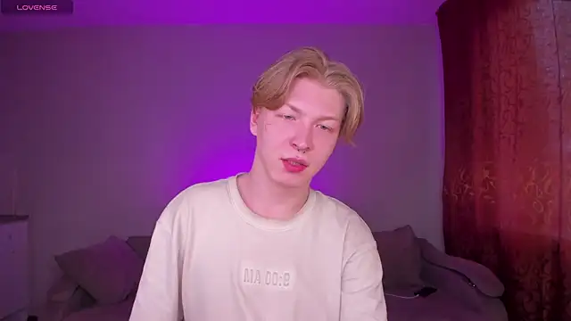 TheMikeSever online show from 04.22.26