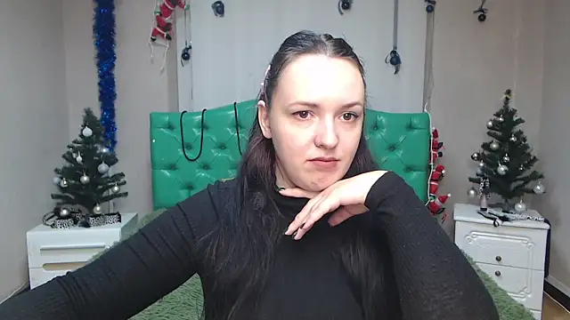 Snapshot of IsabelBlackberry chatting on 12.28.24 IsabelBlackberry online show from 12.28.24