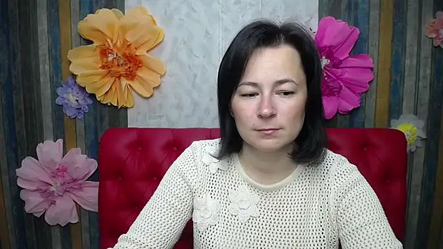 Snapshot of MarieSho chatting on 04.23.26 MarieSho online show from 04.23.26