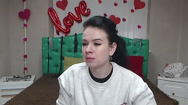 JasmineKouch online show from 02.06.26