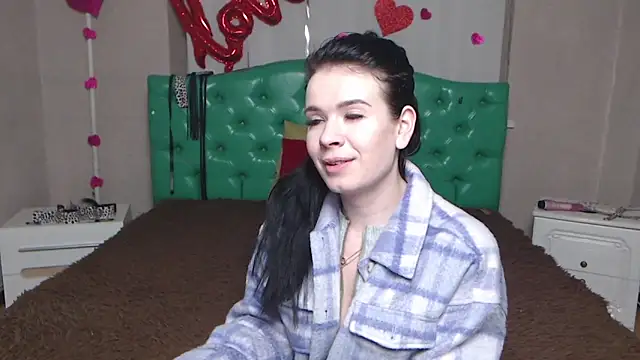 JasmineKouch online show from 02.07.26